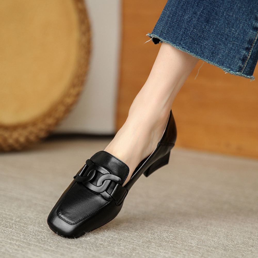 Ellery Mocassins Femme – Chaussures Élégantes à Enfiler avec Détail Raffiné & Confort Quotidien