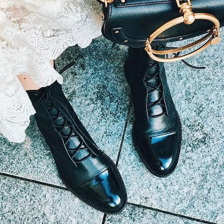 Finley Bottes Femme – Bottes Hautes en Cuir avec Lacets Élégants et Fermeture Latérale