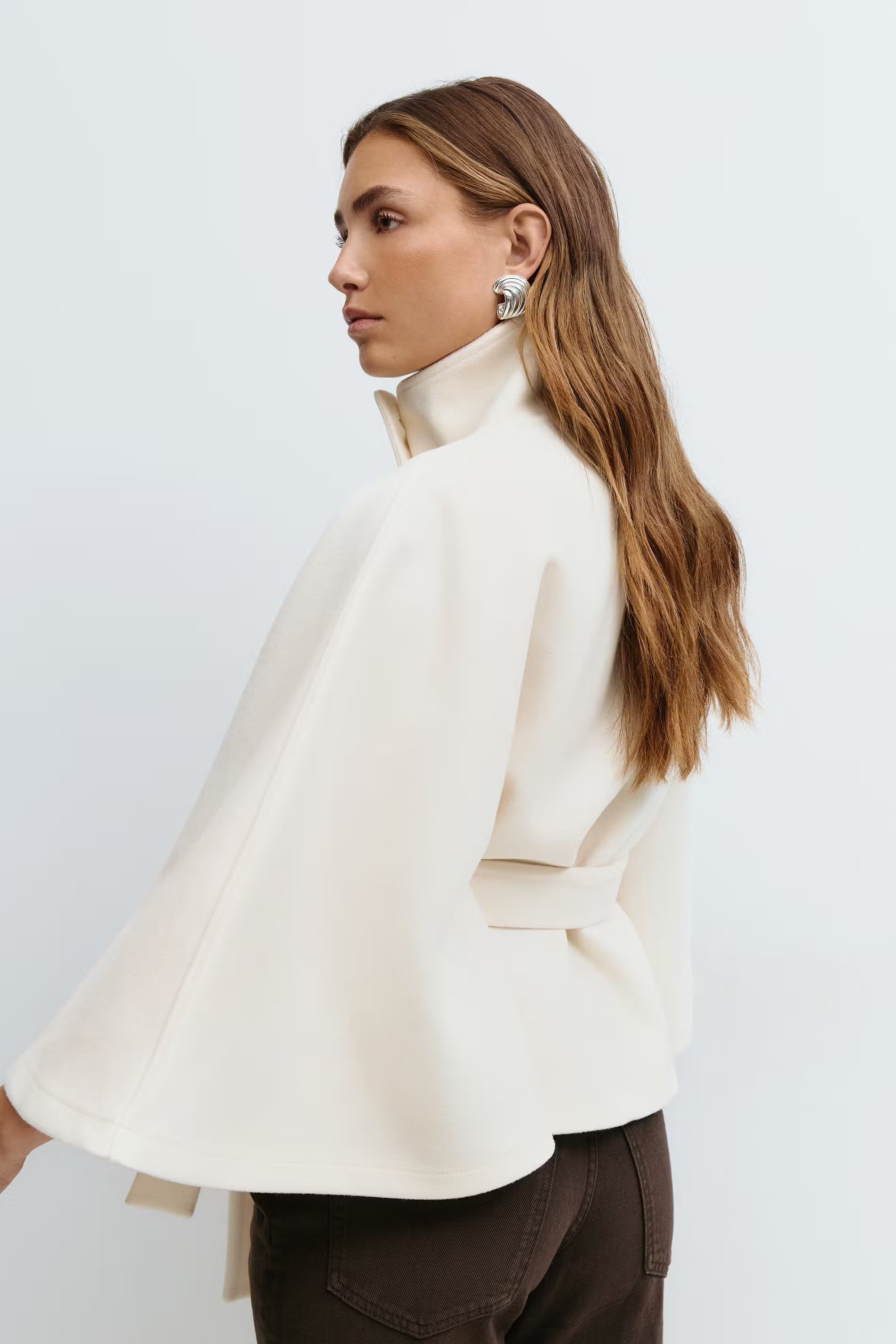 Odeline Cape Femme – Manteau Élégant avec Col Montant et Ceinture à Nouer
