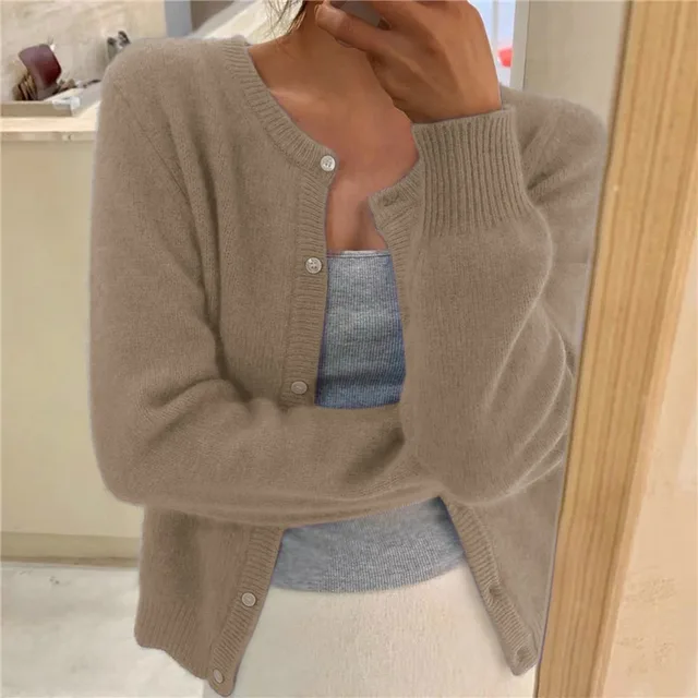 Brooklyn Cardigan Femme – Maille Douce, Coupe Ample & Fermeture Boutonnée
