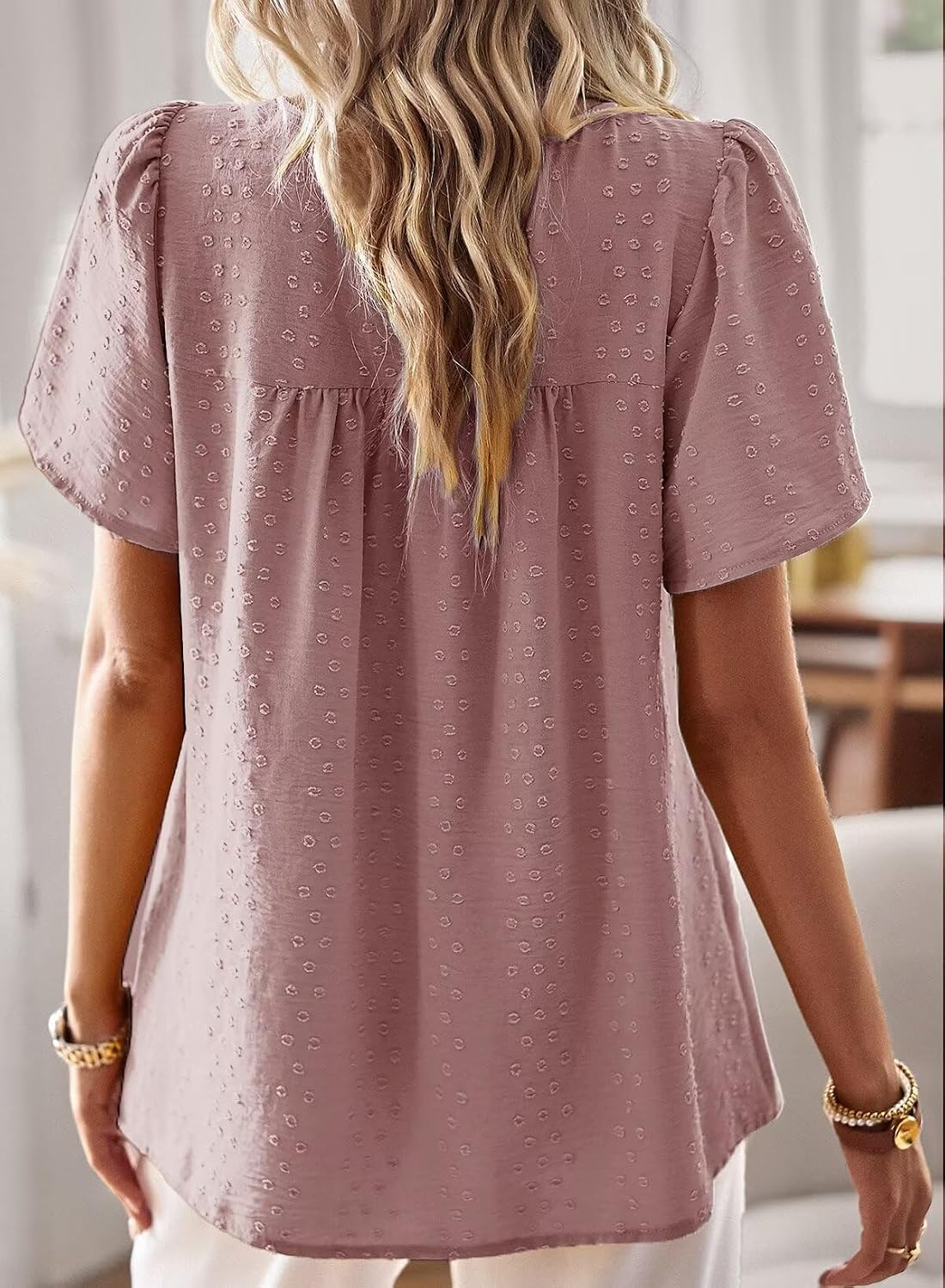 Elvira Haut Femme – Blouse Fluide à Col Rond avec Dentelle Crochetée et Manches Courtes
