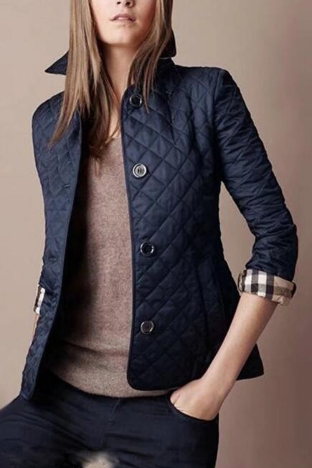 Maric Veste Matelassée Femme – Veste Élégante Ajustée avec Boutons & Design Raffiné