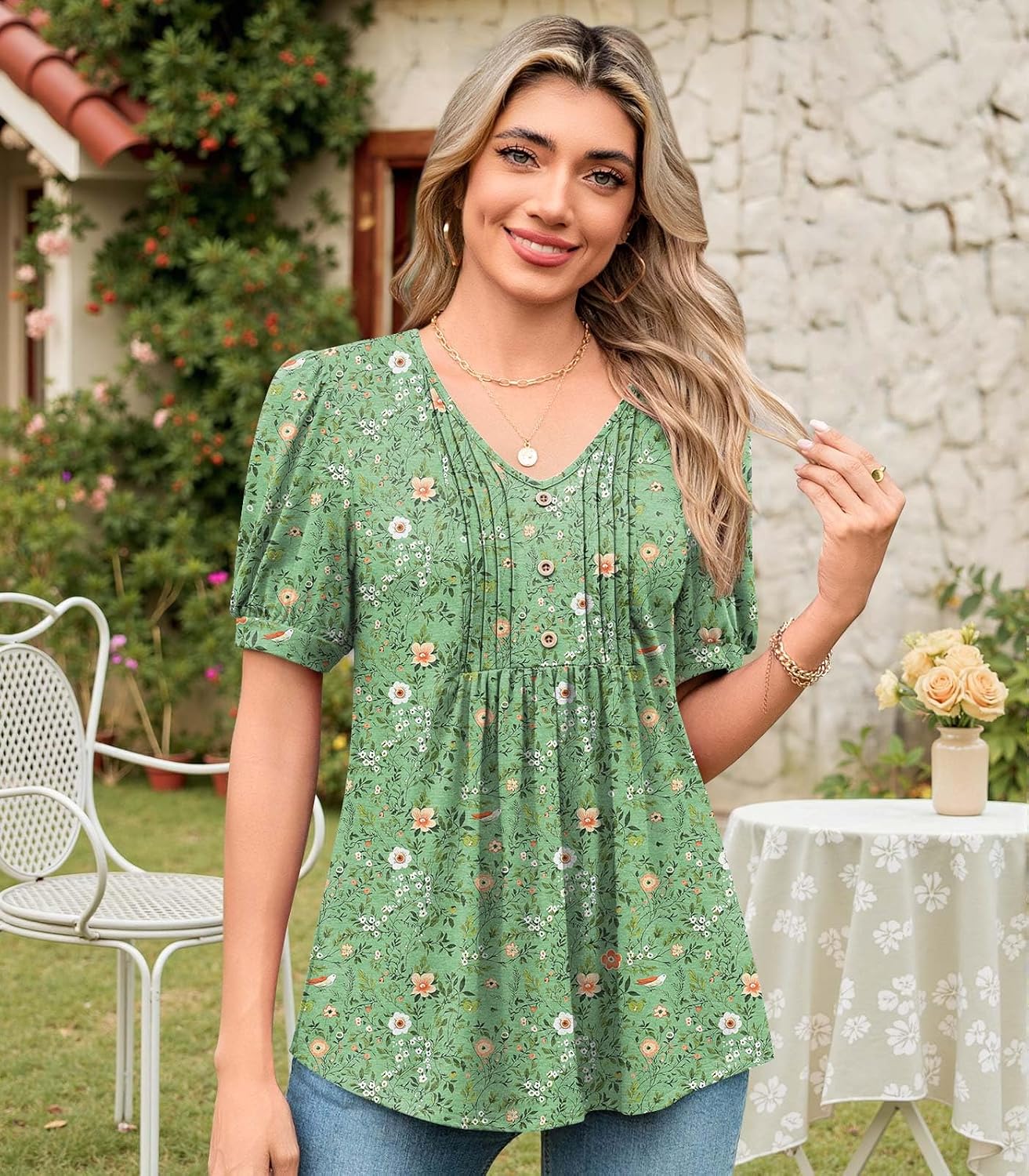 Lucille Blouse Femme – Haut à Col V avec Manches Bouffantes et Détails Boutonnés