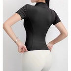 Elena T-shirt de Sport Femme – Coupe Ajustée et Confort Respirant au Quotidien