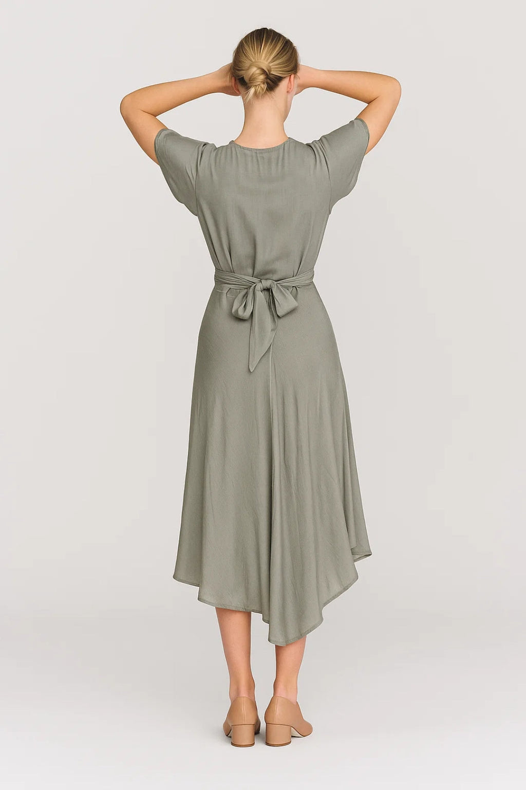 Janine Robe Midi Femme Asymétrique à Taille Nouée et Manches Papillon