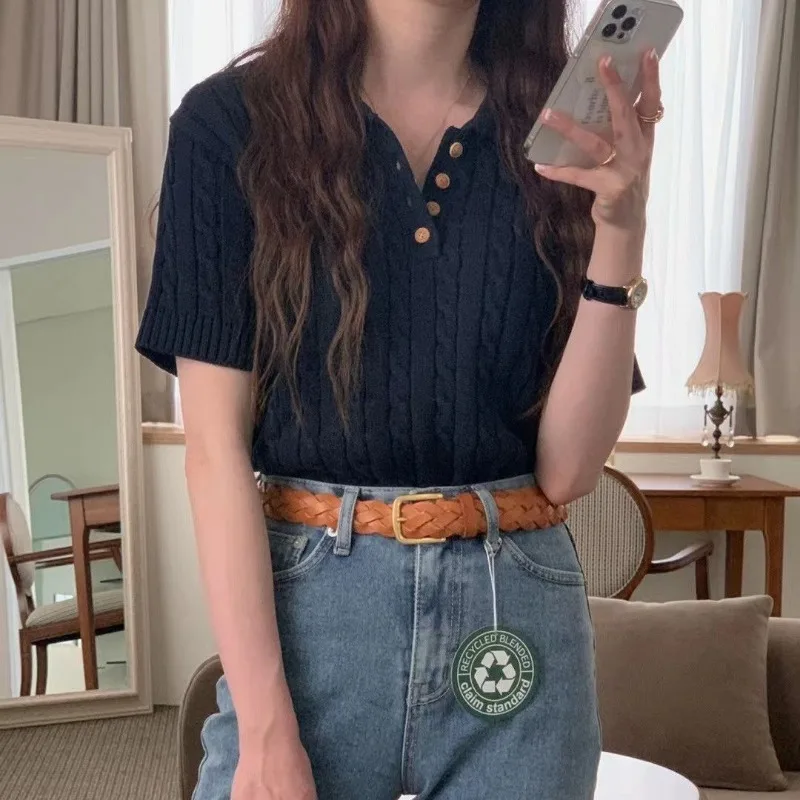 Lison Pull Polo Femme – Pull Maille à Manches Courtes avec Col Boutonné