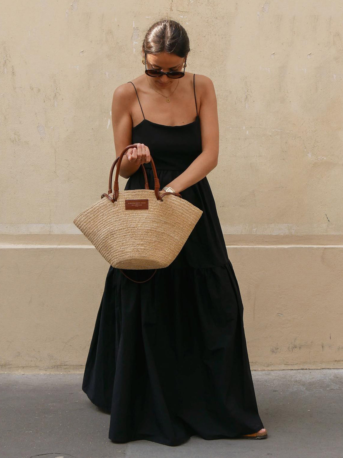 Charlene Robe Maxi Dos Nu – Robe Longue Élégante Sans Manches à Décolleté Profond