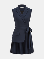 Maëlle Robe Blazer Sans Manches – Mini Robe Plissée Élégante avec Ceinture