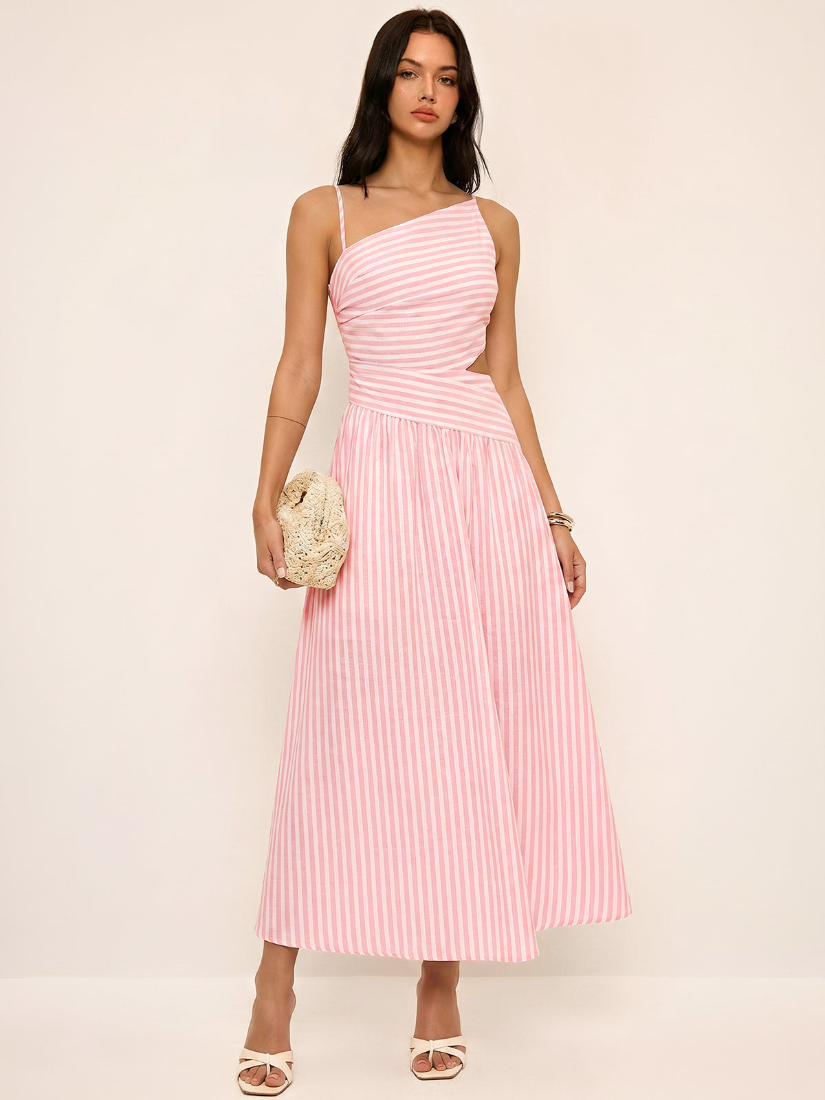 Janine Robe Maxi Asymétrique – Robe Élégante à Découpes Rayées et Col Asymétrique