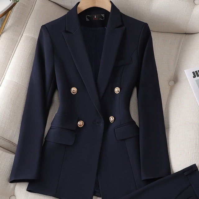 Avery Ensemble Femme Blazer et Pantalon Coupe Élégante pour un Style Raffiné