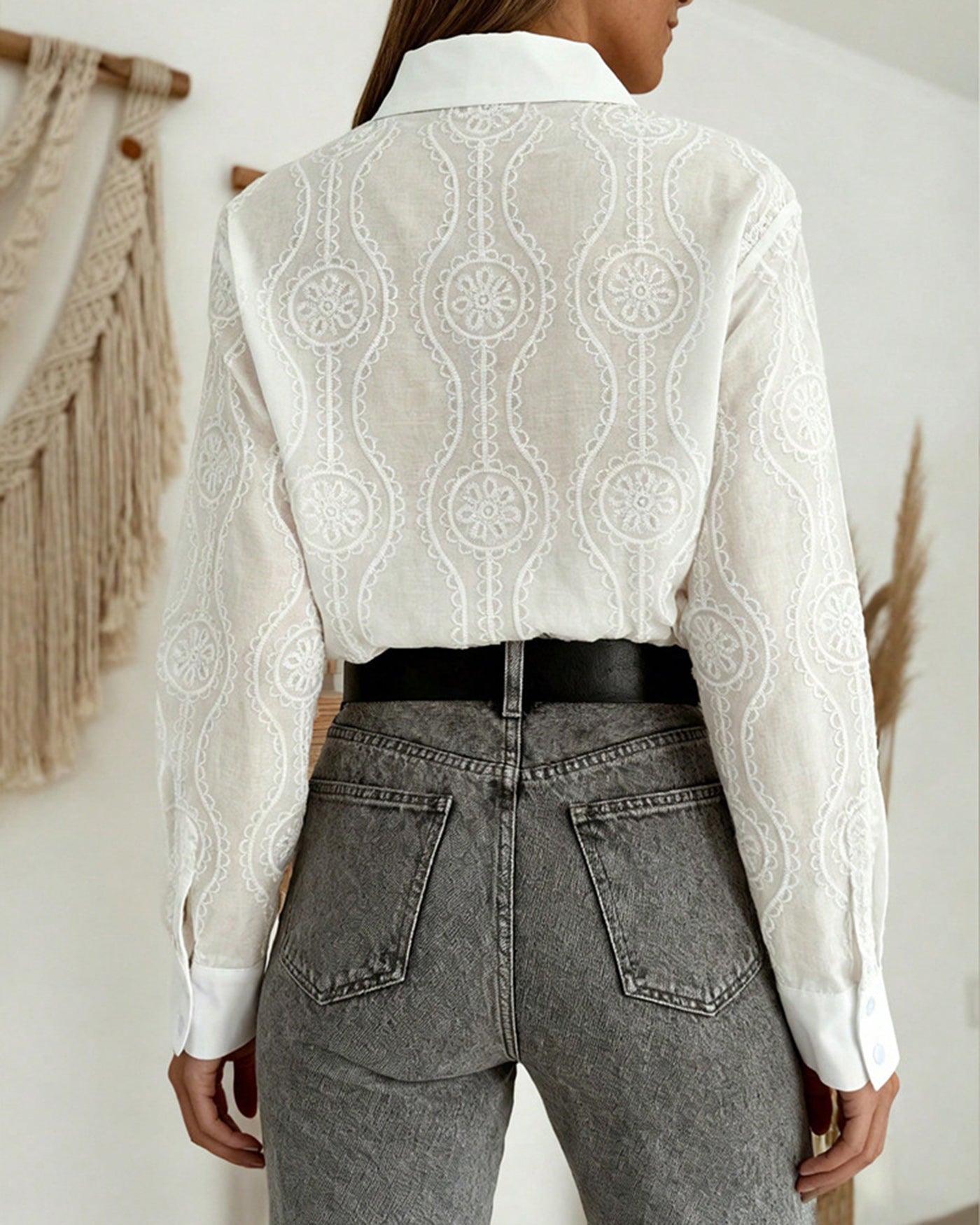 Bianca Blouse Femme – Broderie Géométrique Florale, Col Classique et Coupe Fluide
