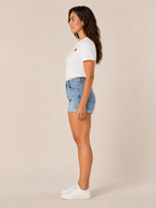 Rosalie T-Shirt à Col Rond avec Cœur Brodé Minimaliste au Style Décontracté Chic