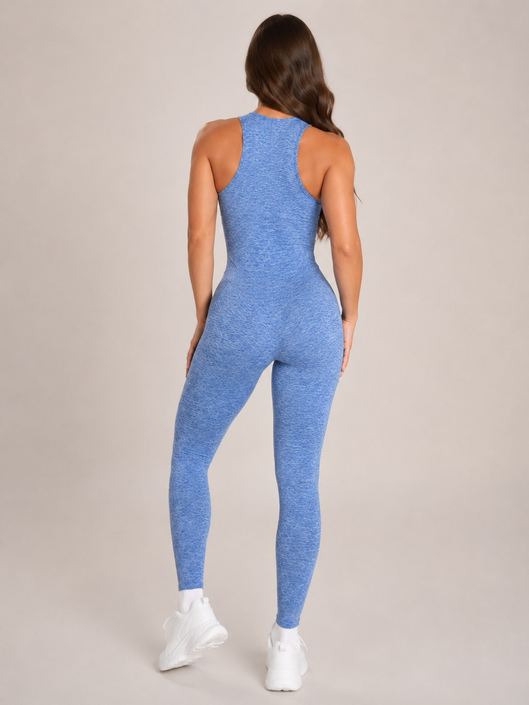 Isolde Sport Jumpsuit met Halternek, Open Rug en Figuurvormende Pasvorm voor Dames