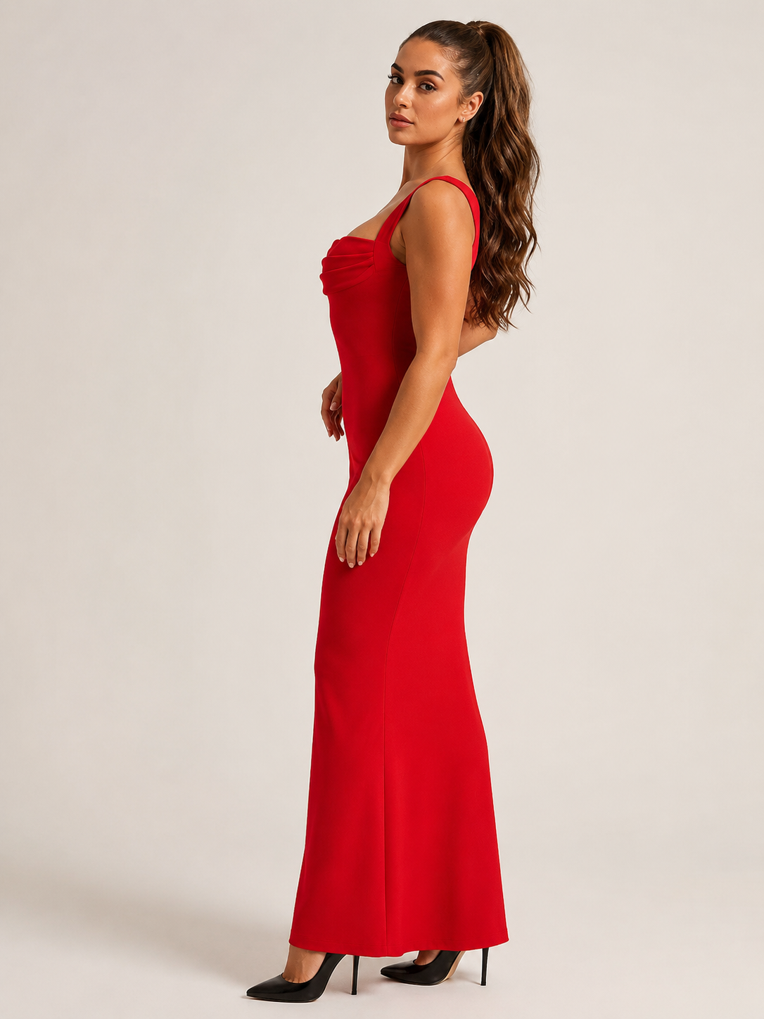 Kalina Stretch Maxi-jurk met Brede Schouderbanden, Figuurvormende Pasvorm en Uitlopende Zoom