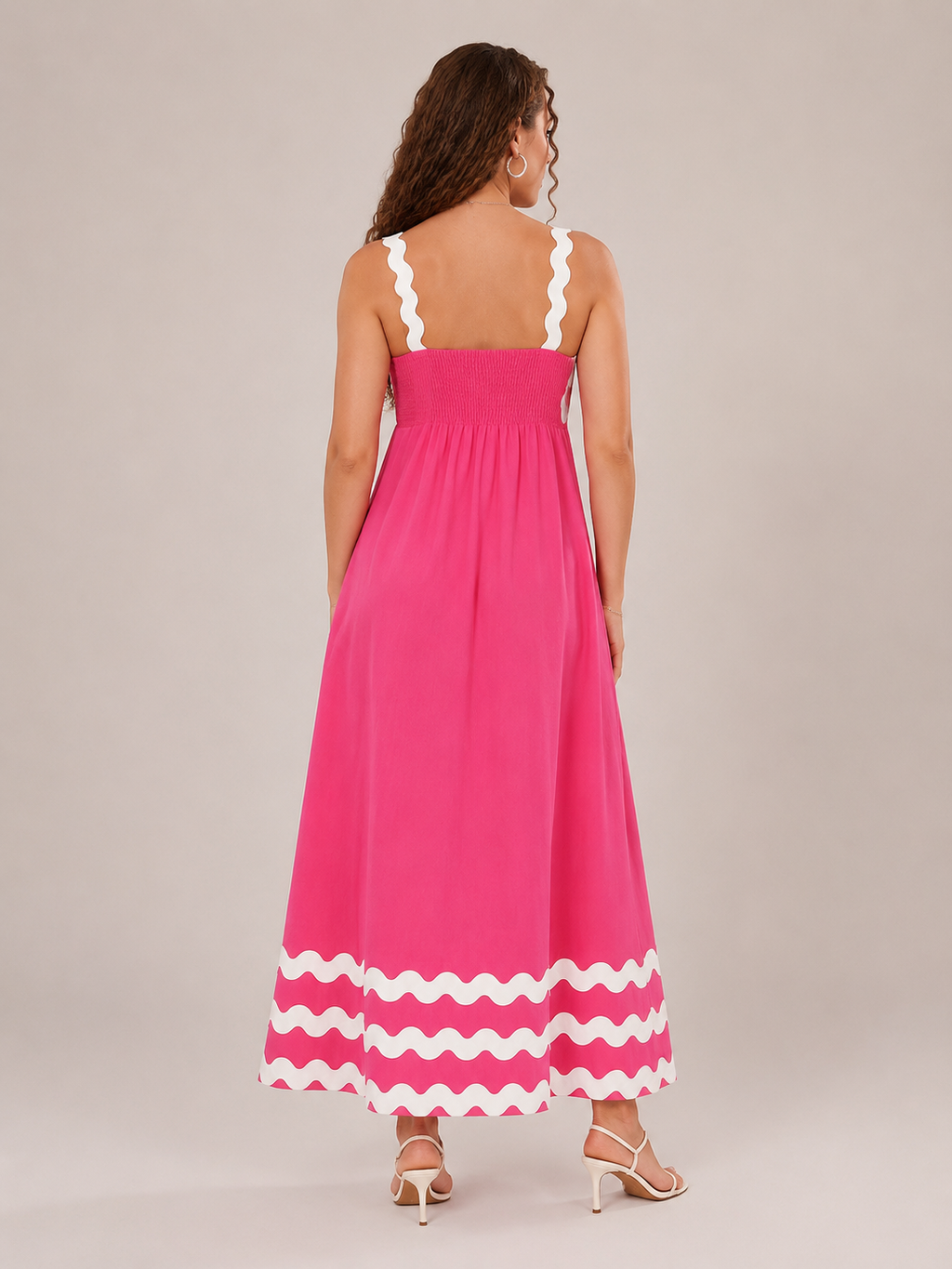 Élodie Women's Maxi Dress with Contrasting Wavy Straps and Elegant Flowing Fit