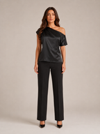 Blusa Ginevra femenina de satén con hombro descubierto y elegante escote asimétrico