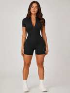 Alizée Combinaison Sport Femme à Manches Courtes Zippée Ajustée en Tissu Stretch Confort