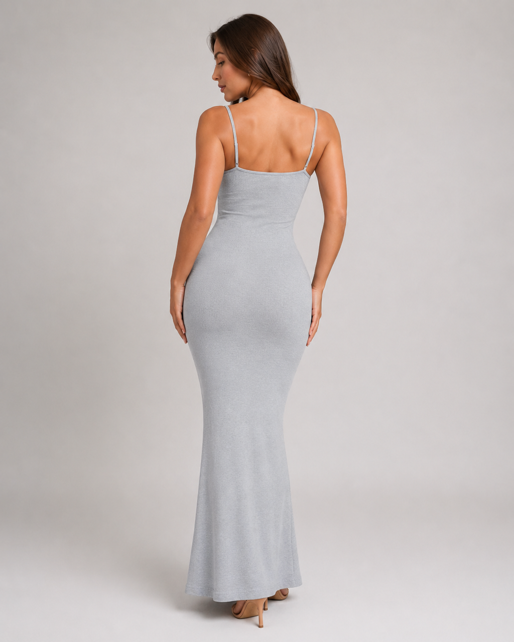 Vestido largo Karolina para mujer de modal, con tirantes finos y corte ajustado elegante