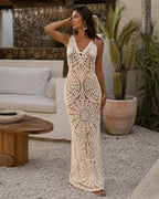 Giulia – Robe longue femme en crochet beige ajouré, élégante pour la plage d’été