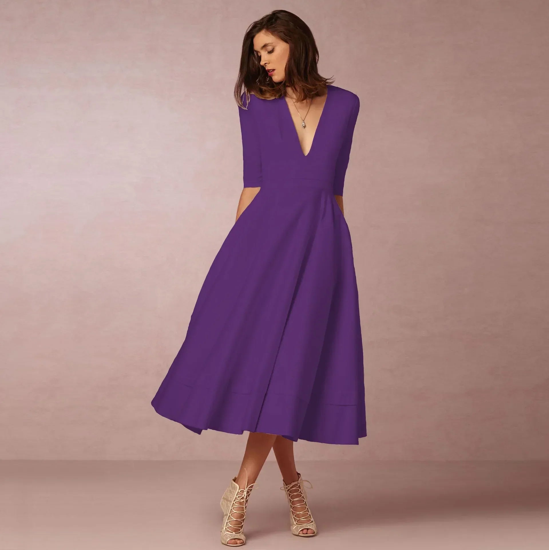 Kennedy Robe Midi Femme – Robe Évasée à Col V avec Taille Cintrée et Élégance Intemporelle