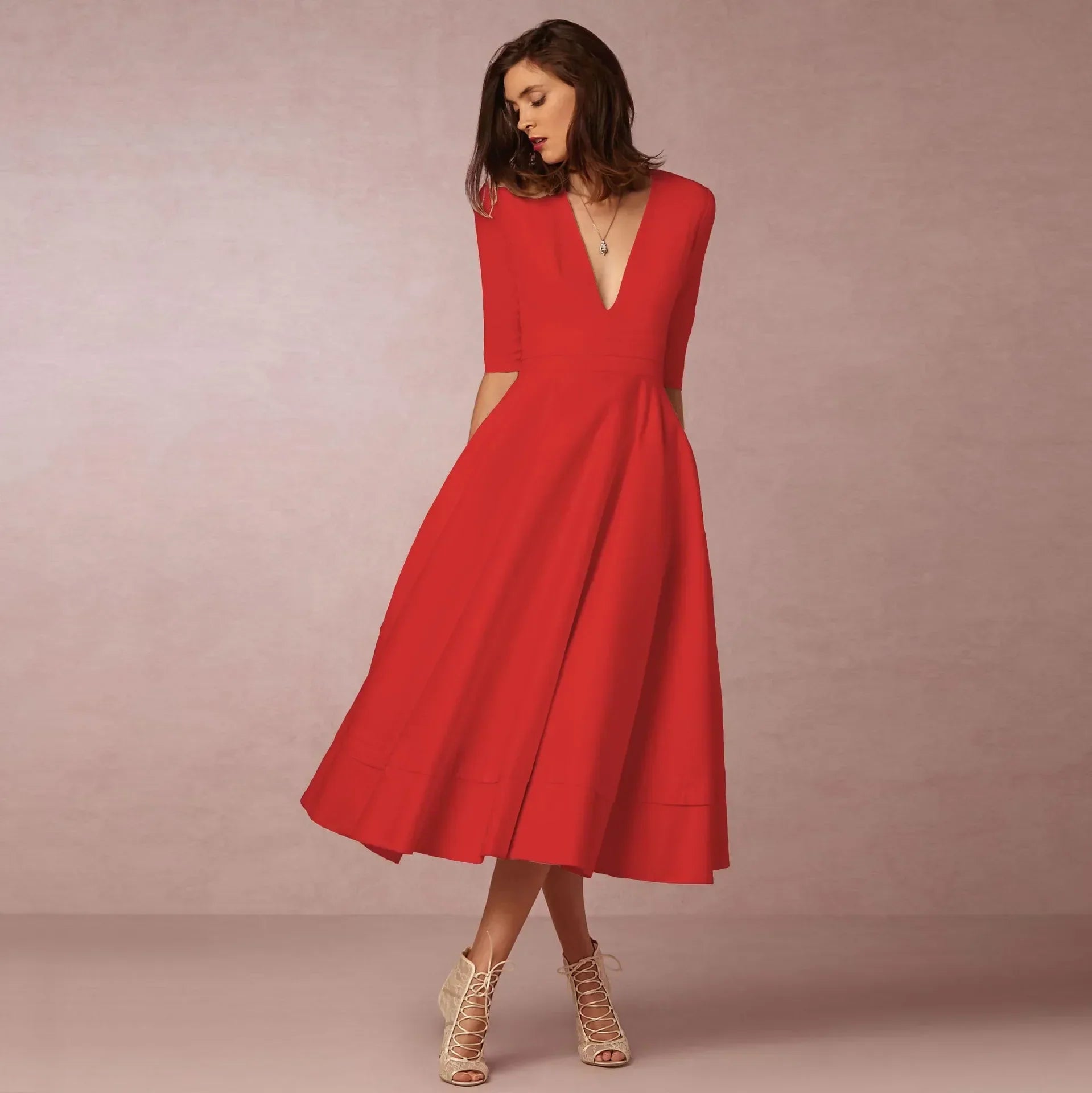 Kennedy Robe Midi Femme – Robe Évasée à Col V avec Taille Cintrée et Élégance Intemporelle