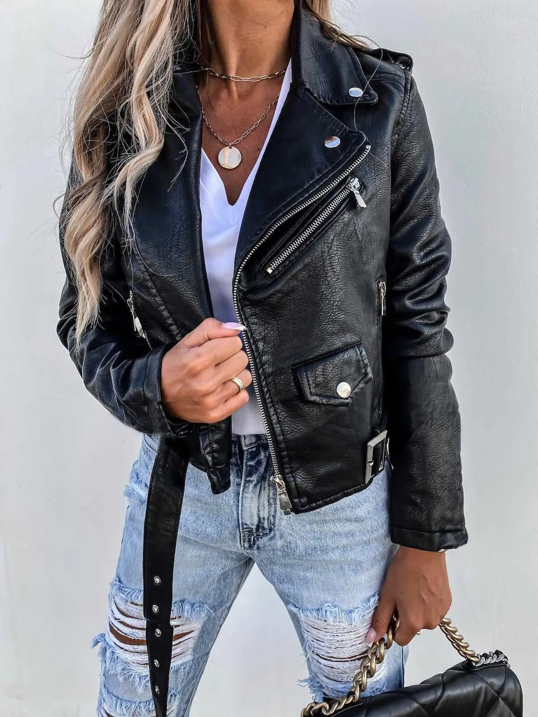 Monroe Veste Femme – Blouson Biker en Cuir avec Fermeture Asymétrique et Style Audacieux