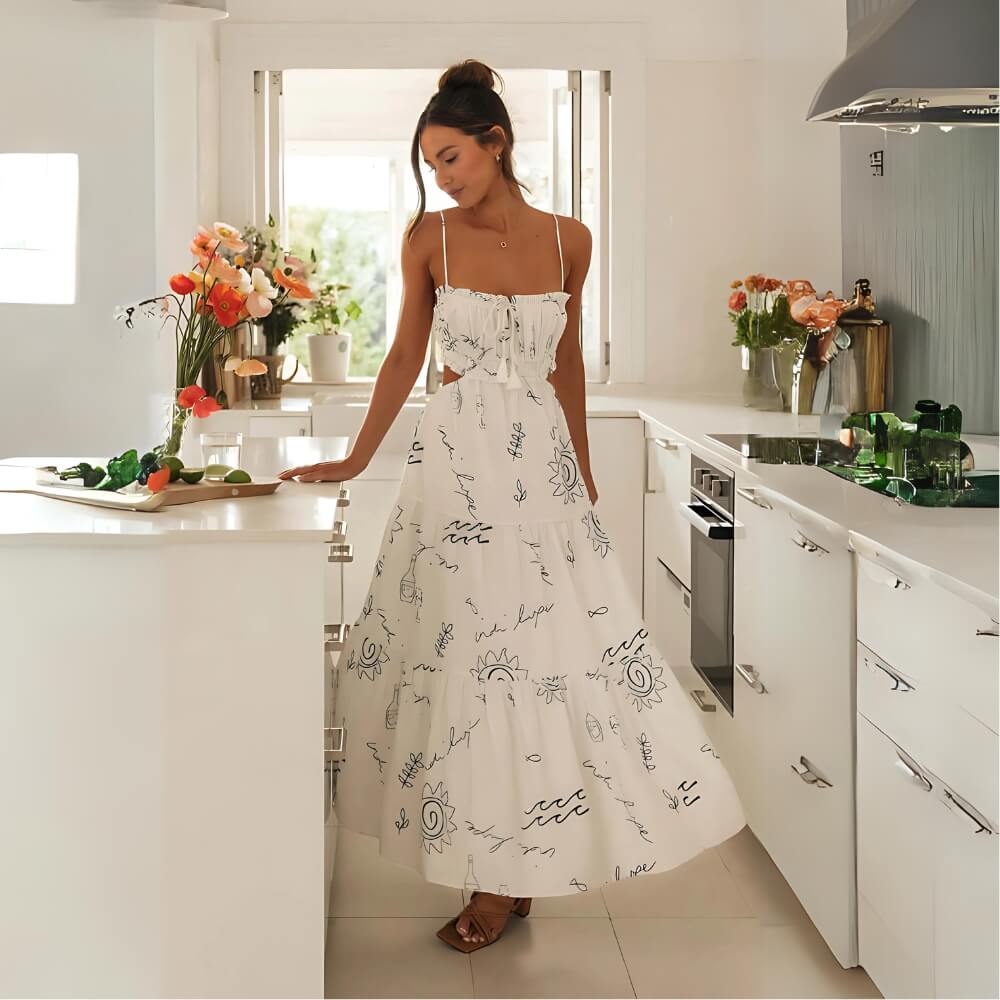 Freya – Abito lungo da donna bianco con stampa, spalline sottili, fluido ed elegante