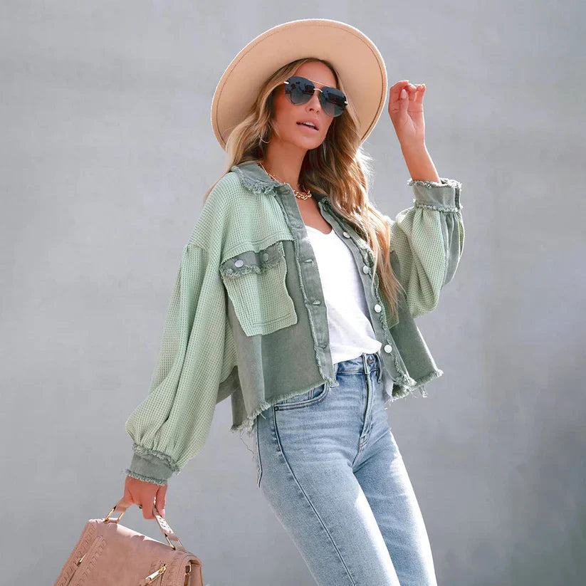 Maëline Veste Courte Femme – Veste en Jean Cintrée avec Ourlet Effiloché