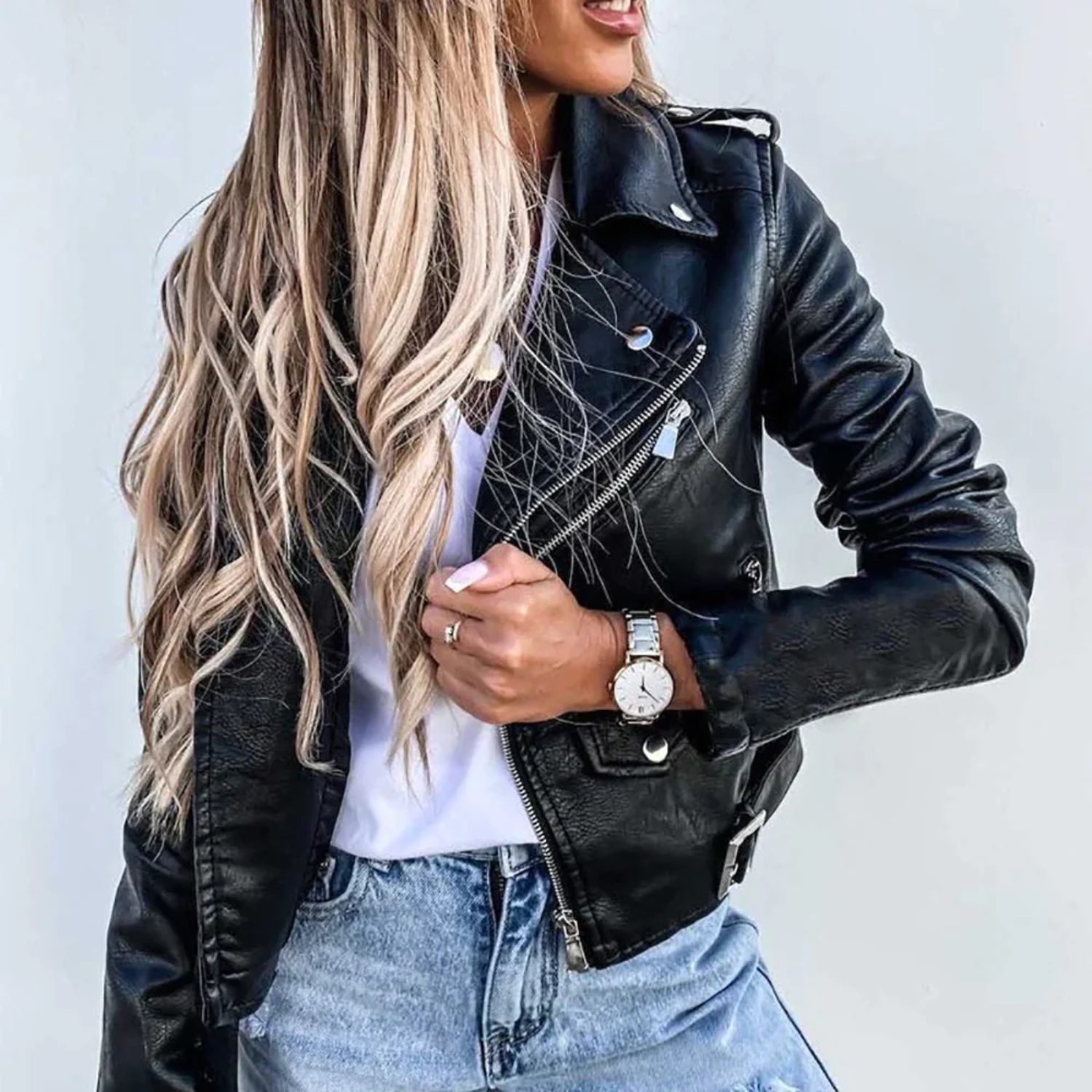 Romy Veste Femme en Cuir – Blouson Biker Zippé avec Ceinture Élégante