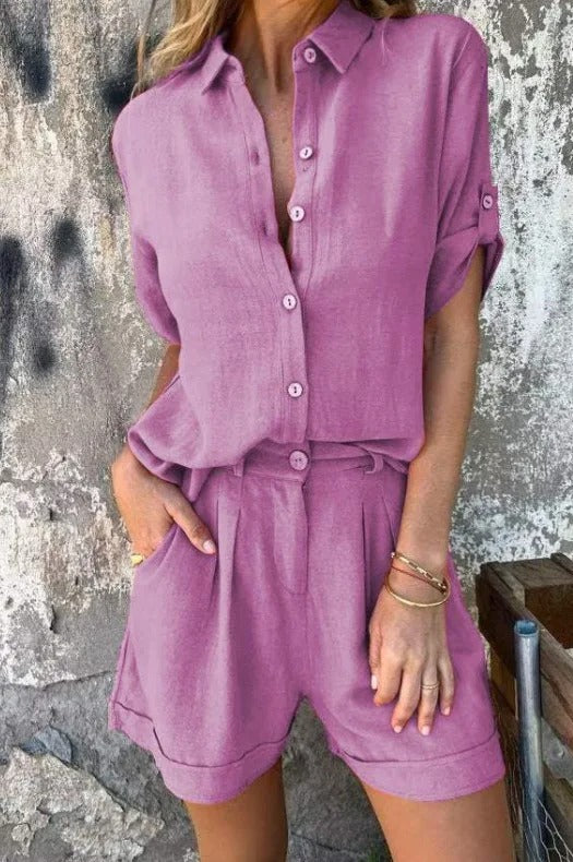 Solène Ensemble Blouse et Short à Boutons avec Manches Retroussées au Style Estival Chic