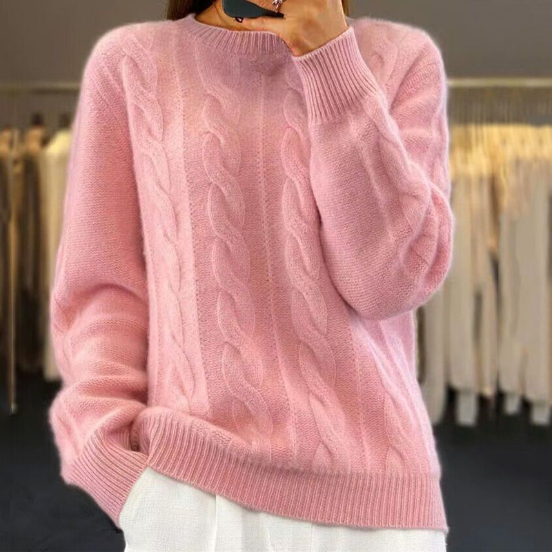 Reagan Pull Femme – Maille Torsadée Douce avec Coupe Classique et Col Rond Élégant