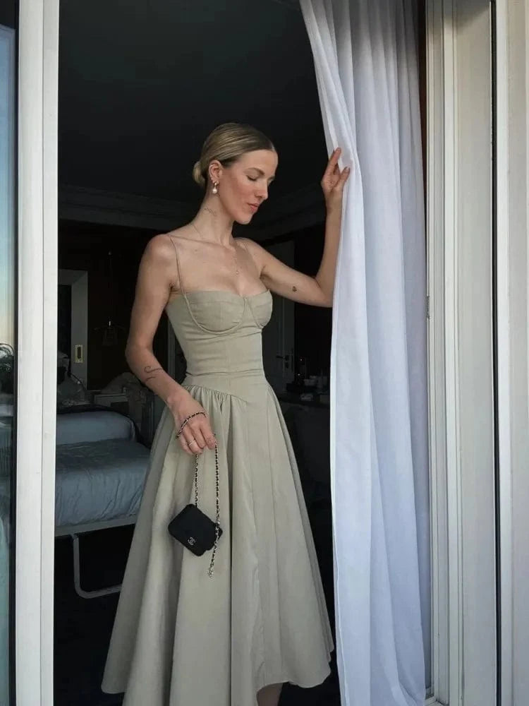 Juliette – Abito midi da donna beige con corpetto strutturato e sottili spalline eleganti